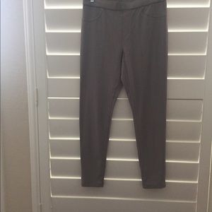 Hue stretchy light weight taupe pants.  Size M.